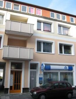 Sehr schöne Wohnung im ersten Obergeschoss, zentral und ruhig - Hildesheim
