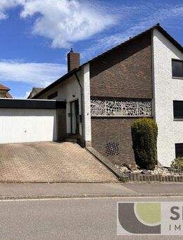 Top renoviertes Einfamilienhaus mit Einliegerwohnung in bevorzugter Wohnlage. - Püttlingen
