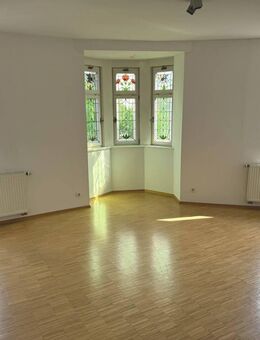 Reizvolle 4-Zimmer-Dachgeschosswohnung - Innenstadtnähe - Coburg