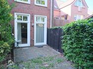 Bezugsfreie Erdgeschosswohnung mit Terrasse in der Altstadt von Leer - Leer (Ostfriesland)