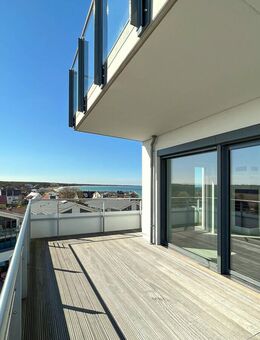 Luxus Ferienwohnung mit großer Terrasse und traumhaften Meerblick in Glowe - Glowe