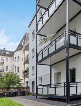 EG-Wohnung mit großem Balkon in saniertem Haus *** provisionsfrei *** - Köln