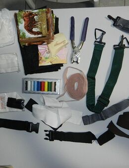 Konvolut Zubehör Bügelflies, Reißverschlüsse, Schnallen, Klettband, Soffreste etc... - Chemnitz