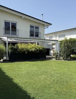 Ein Familientraum in Rheinhausen! Super gepflegtes Einfamilienhaus mit ausgebautem Keller - Rheinhausen