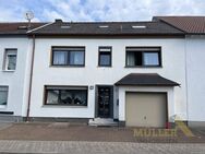 Ein- bis Zweifamilienhaus mit sehr guten Platzangebot - Saarlouis