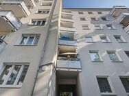 Attraktives Investment am Stuttgarter Platz: Vermietete 2-Zimmer-Wohnung mit Balkon und Aufzug - Berlin