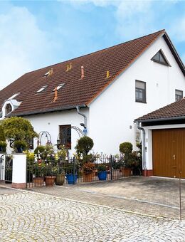 Großzügige Maisonette-Wohnung mit Südbalkon in ruhiger Lage - Graben