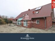 Westeraccum! Großzügiges Einfamilienhaus mit Einliegerwohnung mit Gartenanlage und Terrasse! - Dornum