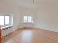 *** Hell und freundlich ! *** Renovierte 3-Zimmer-DG-Wohnung in der Lüdenscheider Innenstadt ! *** - Lüdenscheid