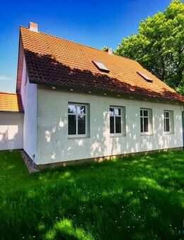 Dr. Lehner Immobilien NB - Herrliches Anwesen in Fast-Alleinlage am Trebel-Tal - Grammendorf