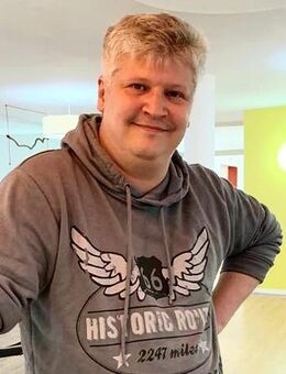 Freundschaft gesucht mit reifer Dame - Frankfurt (Main)