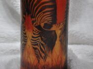 Original afrikanische Stumpen Kerze mit Motiv Afrika Zebra - Aschaffenburg
