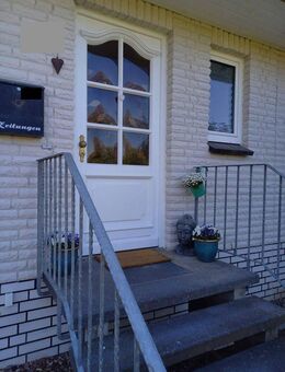 Modernisierte Doppelhaushälfte (Niedrigenergiehaus) in ruhiger Lage in Buxtehude Süd - Buxtehude