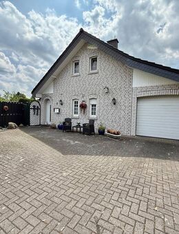 Nachhause kommen und Aufatmen: Traumhaus mit Pool und Wintergarten nicht weit vom Alfsee! - Rieste