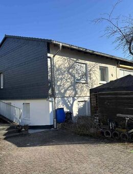 RESERVIERT!/ Großzügiges Einfamilienhaus mit Einliegerwohnung - Viel Platz für Ihre Wohnträume! - Meschede (Kreis- und Hochschulstadt)