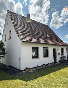 Gepflegtes Einfamilienhaus mit großem Garten & Garage in idyllischer Lage von Schlüchtern-Vollmerz - Schlüchtern