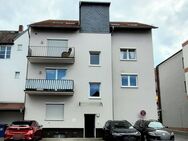 Saniertes Mehrfamilienhaus mit 3 Wohneinheiten und Büroetage im Herzen von Hungen* - Hungen