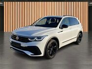 VW Tiguan, 2.0 TSI R-Line, Jahr 2023 - Dresden