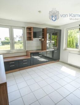 Großzügige 5-Zimmer-Wohnung in Erlangen-Kosbach mit Terrasse und Garten - Erlangen