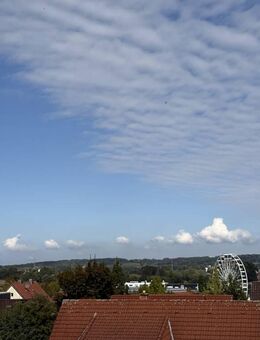 "Offene Besichtigung" 12.10.25 von 11-13 Uhr Penthouse Wohnung 3-4 Zimmer, Balkon mit Fernsicht, Aufzug, 2 Garagenplätze - Georgsmarienhütte