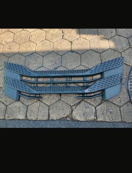 Motorgrill / Grill / Maske Iveco Stralis 5802401392 - Hamburg