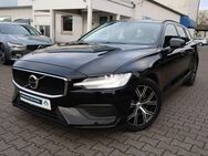 Volvo V60, B4 D Core||||R-||, Jahr 2022 - Darmstadt