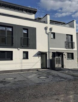 Neubau RHM 5xZimmer 3xBäder+Gäste WC - Offenbach (Main)
