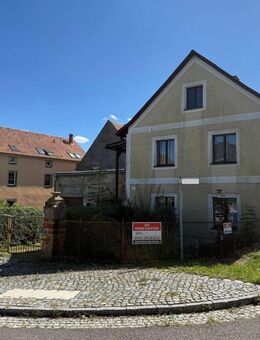 Einfamilienhaus mit Doppelgarage und Terrasse in Gävernitz - Sanierungsobjekt mit Potenzial - Priestewitz