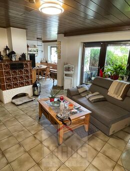 Großzügige Eigentumswohnung mit Terrasse in Deggendorf - Deggendorf