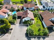 Freistehendes Einfamilienhaus mit Südgarten und Doppelgarage in Parkstetten - Parkstetten