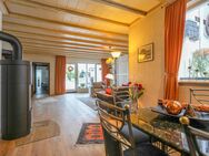 Gepflegtes Familienhaus mit Wellnessoase, Kamin & großem Garten - Modernisiert & Familienfreundlich - Gangelt