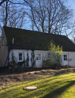 Charmantes ,sanierungsbedürftiges 5 1/2 Zimmer Einfamilienhaus am Ende einer Sackgasse in 22926 Ahrensburg - Ost - Ahrensburg
