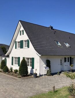 Provisionsfrei für den Käufer: Gemütliches Einfamilienhaus mit Einliegerwohnung u. zusätzl. Bauplatz - Neuenkirchen-Vörden