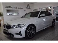 BMW 330 e Sport Line*LED*COCKPIT PRO*S-HEFT* - Sennfeld