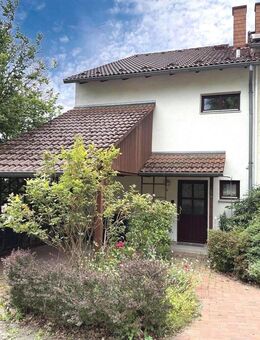 Gepflegtes Reihenendhaus in begehrter Lage von Kassel-Niederzwehren - Kassel