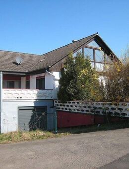 /// Ruhig gelegenes & großzügiges 2 - 3 Familienhaus mit tollem Fernblick /// - Bad Karlshafen