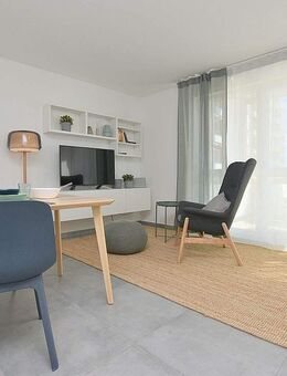 Modern möblierte 1-Zimmer Wohnung mit Balkon und Internet in Sindelfingen - Sindelfingen
