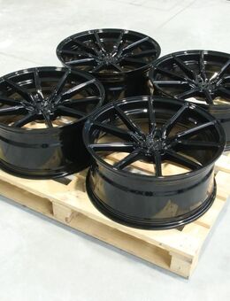 Set-CVR#39 – Japan Racing CVR4 Felgenset - Neuhaus (Inn)