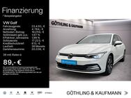 VW Golf, 2.0 TDI Life 85kW, Jahr 2023 - Kelkheim (Taunus)