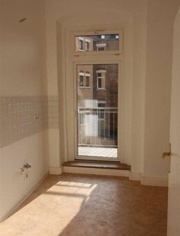 4 Raum mit Wanne + Dusche + Balkon - Plauen