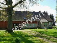 Häuslerei mit Garten, Tenne und Carports - Vellahn