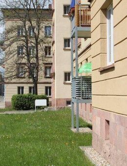 Ruhig wohnen im Herzen der Stadt - charmante 3-Raum-Wohnung mit Balkon, Tageslichtbad & Extra-Stauraum - Chemnitz