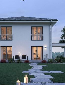Haus mit Garten - Nur den Rasen müssen Sie selbst mähen. - Röttingen