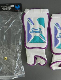NEU * Schienbeinschoner Shin-guards von Uhlsport Gr. M - Chemnitz