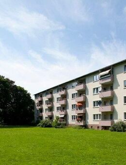 3 Zimmerwohnung mit Sonnenbalkon in Langenfeld - Langenfeld (Rheinland)