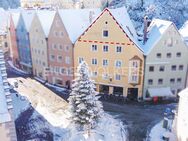 Frisch saniert: Stilvolle Dachgeschosswohnung in der Altstadt von Füssen - Füssen