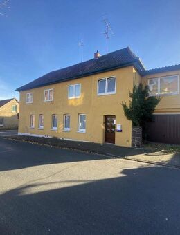 Vollvermietetes 3-Familienhaus mit Nebengebäude in Uelzen Stadt - Uelzen