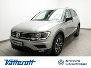 VW Tiguan, 2.0 TDI IQ DRIVE Panodach dig, Jahr 2020 - Holzminden