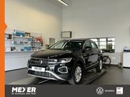 VW T-Roc, 1.5 TSI Style, Jahr 2024 - Tostedt