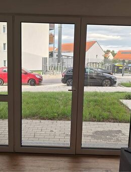 IDEAL für Mitarbeiter von BMW DHL PORSCHE FLUGHAFEN + auch für Tierbesitzer - Schkeuditz